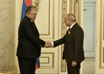 Глава МИД РК Ермек Кошербаев встретился с премьер-министром Армении Николом Пашиняном