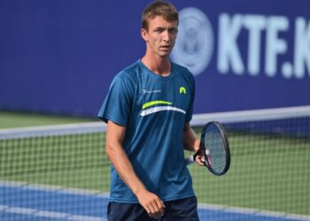 Теннисист Григорий Ломакин сыграет за выход в полуфинал парного разряда «Челленджера» в Шымкенте