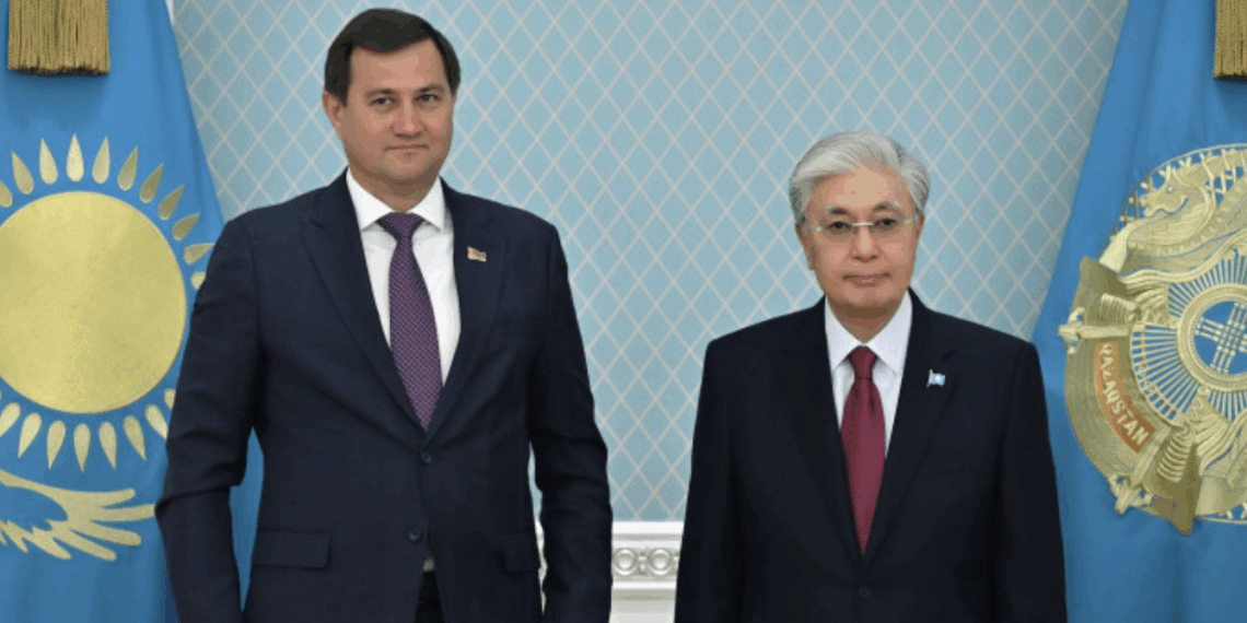 Президент Казахстана принял министра иностранных дел Беларуси