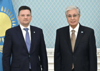 Президент Казахстана принял председателя правления ЕАБР