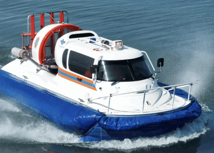 Спасатели МЧС ежедневно ведут патрулирование озера Балхаш