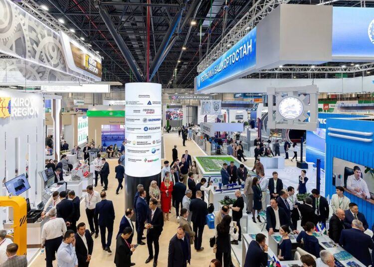 Российский экспортный центр представил промышленные технологии регионов на международной выставке в Ташкенте