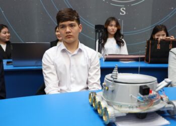 Среди учащихся 9-11 (12) классов стартовал международный научный конкурс по космическим исследованиям