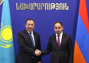 Главы транспортных ведомств Казахстана и Армении обсудили вопросы развития сотрудничества