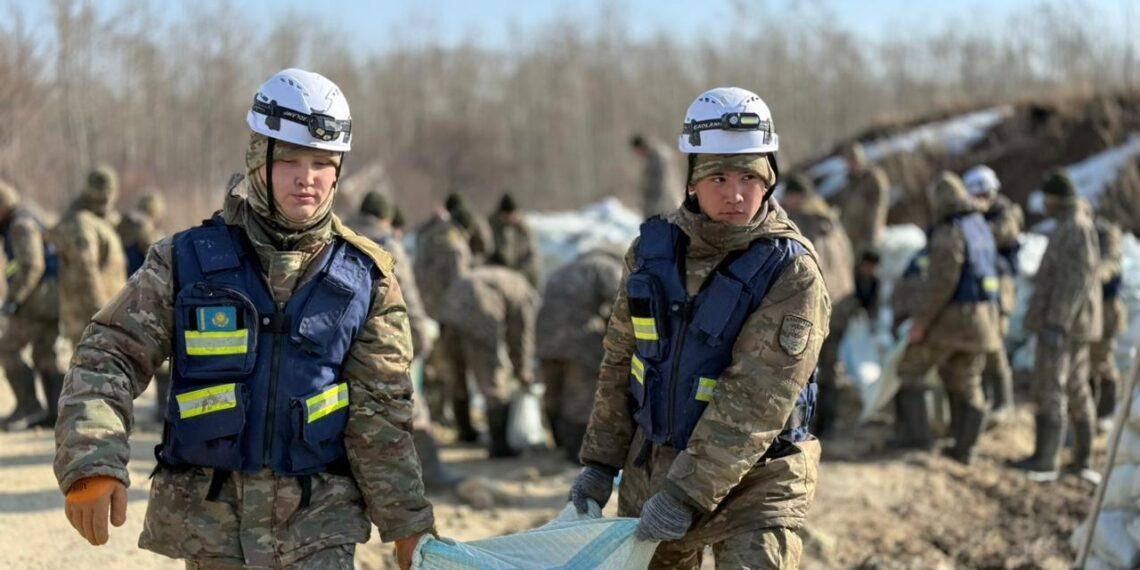 МЧС РК: в большинстве регионов Казахстана завершена активная фаза паводков