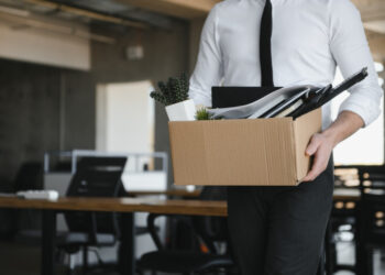 Кадровая нестабильность в Казахстане: масштабы и региональные контрасты