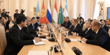 Главы МИД ЦА и РФ сверили позиции и планы дальнейшего сотрудничества