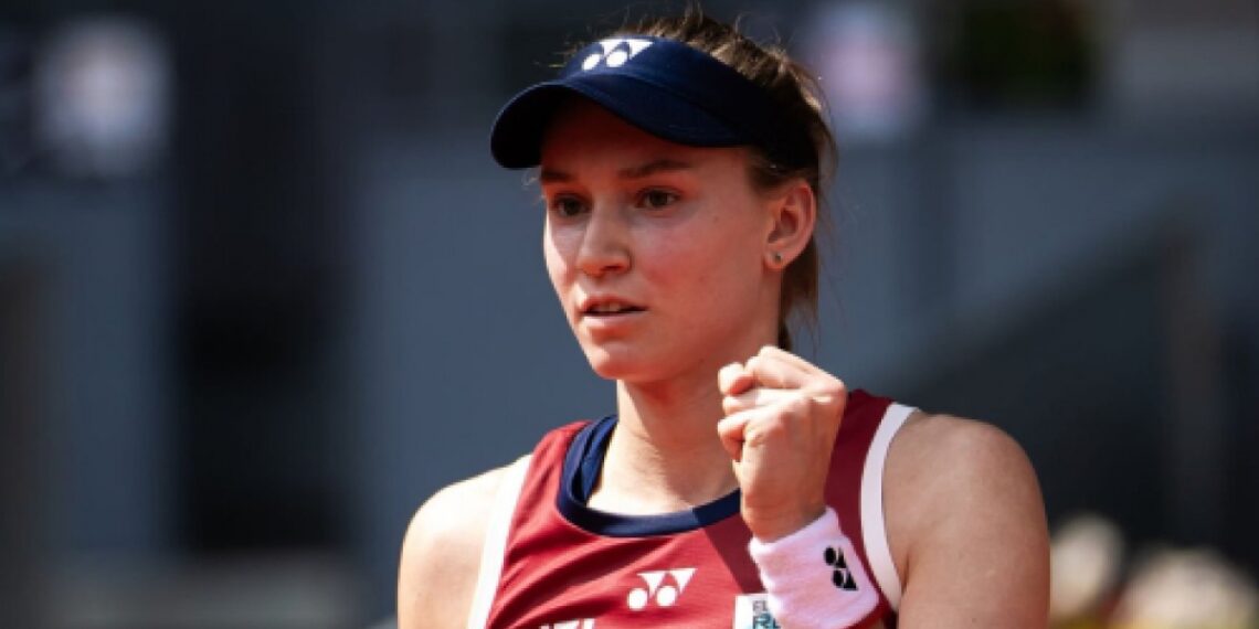 Елена Рыбакина сыграет за выход в четвертый круг крупного турнира в Риме
