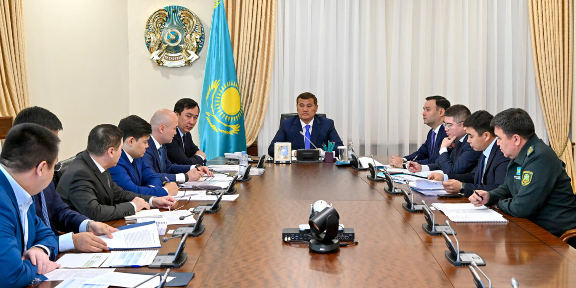 В Правительстве обсудили модернизацию пунктов пропуска на границе ЕАЭС