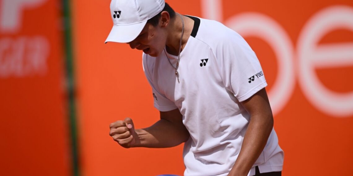 Зангар Нурланулы сыграет в четвертьфинале теннисного турнира ITF J500 в Германии