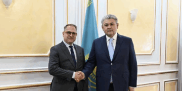 Глава МИД Казахстана принял посла Франции