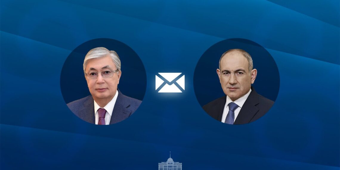 Токаев поздравил Пашиняна с победой его политической партии на парламентских выборах