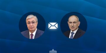 Токаев поздравил Пашиняна с победой его политической партии на парламентских выборах