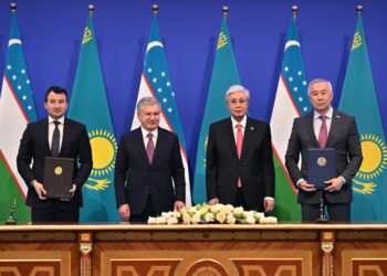Казахстан и Узбекистан подписали Дорожную карту по реализации достигнутых договоренностей